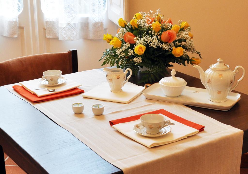 Casa Visconti Apartment โรม ภายนอก รูปภาพ