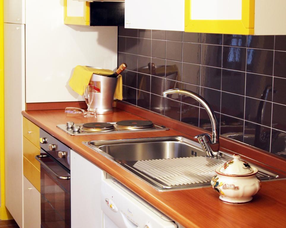 Casa Visconti Apartment โรม ภายนอก รูปภาพ
