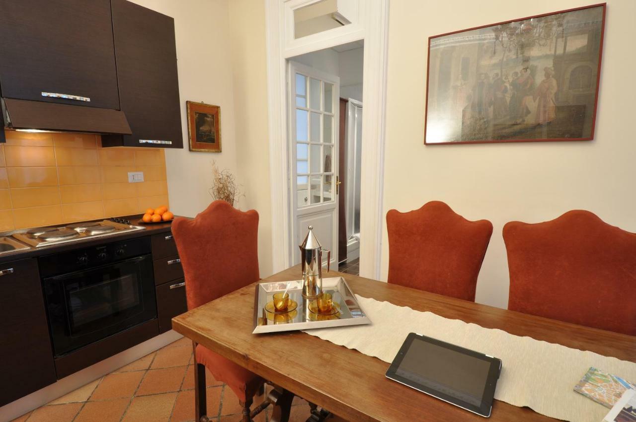 Casa Visconti Apartment โรม ภายนอก รูปภาพ